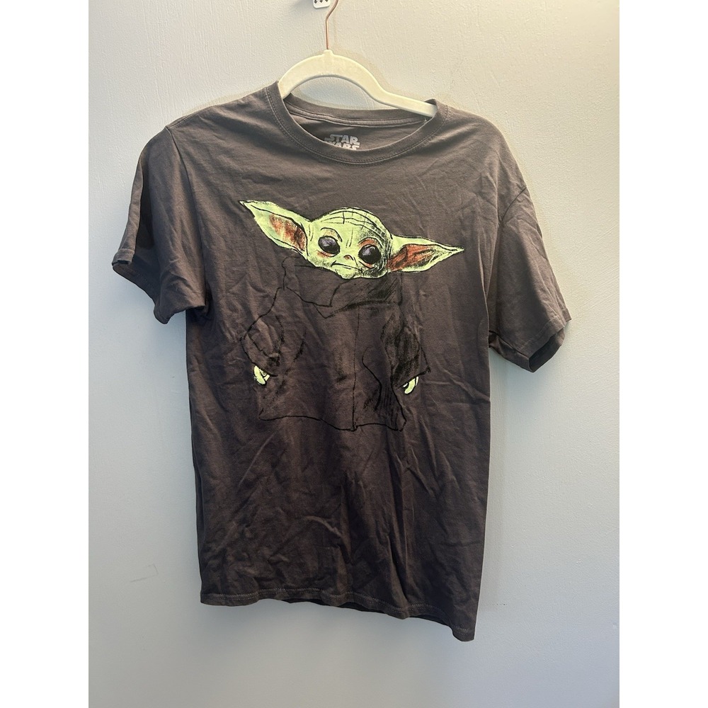 🌲 Mad Engine Star Wars Charcoal Sketch Baby Yoda Mandolorian T Shirt Size Sm